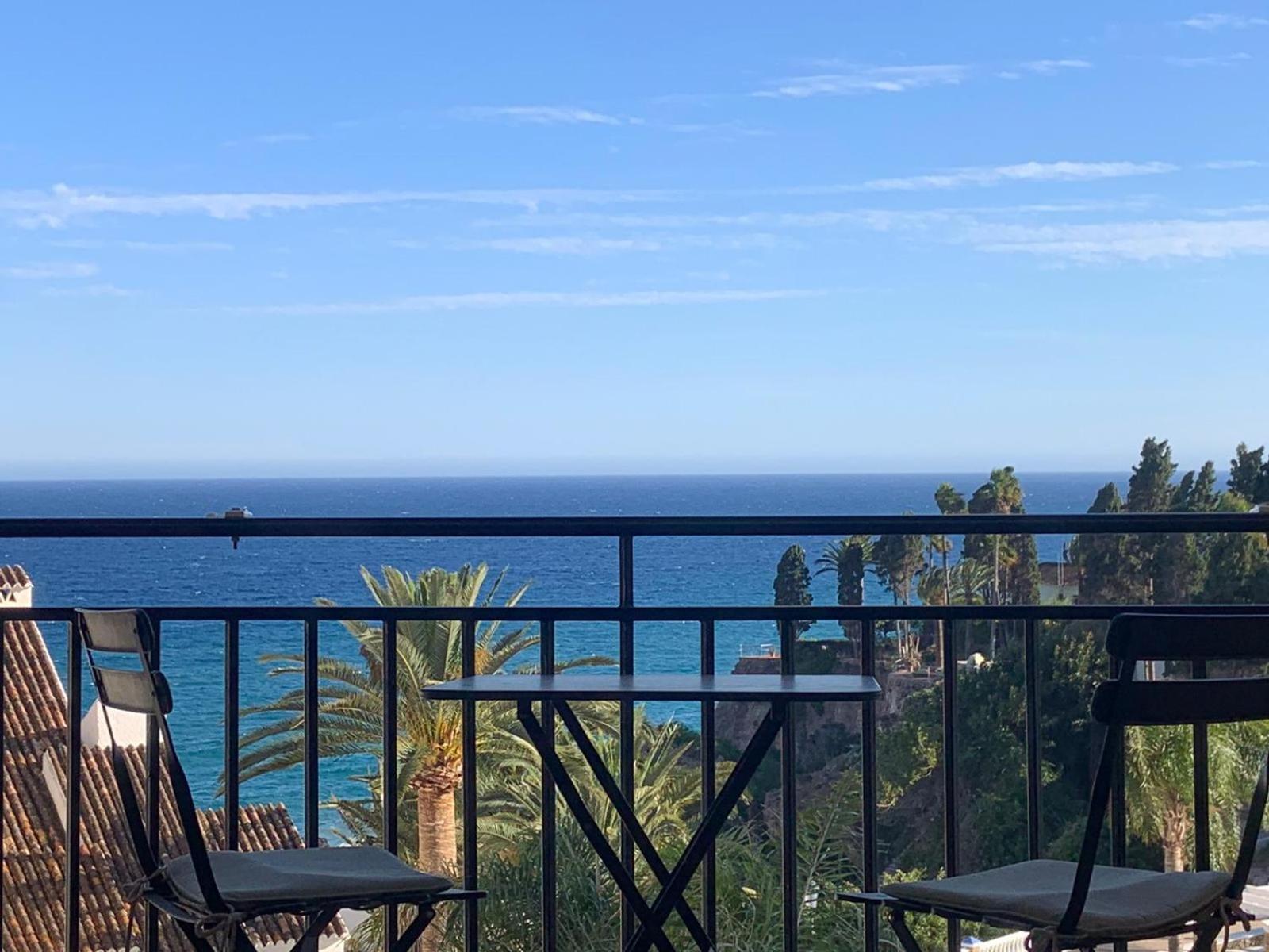 Luxury Sea View 2 Bedroom Apartment By Maison Jaken Nerja Εξωτερικό φωτογραφία